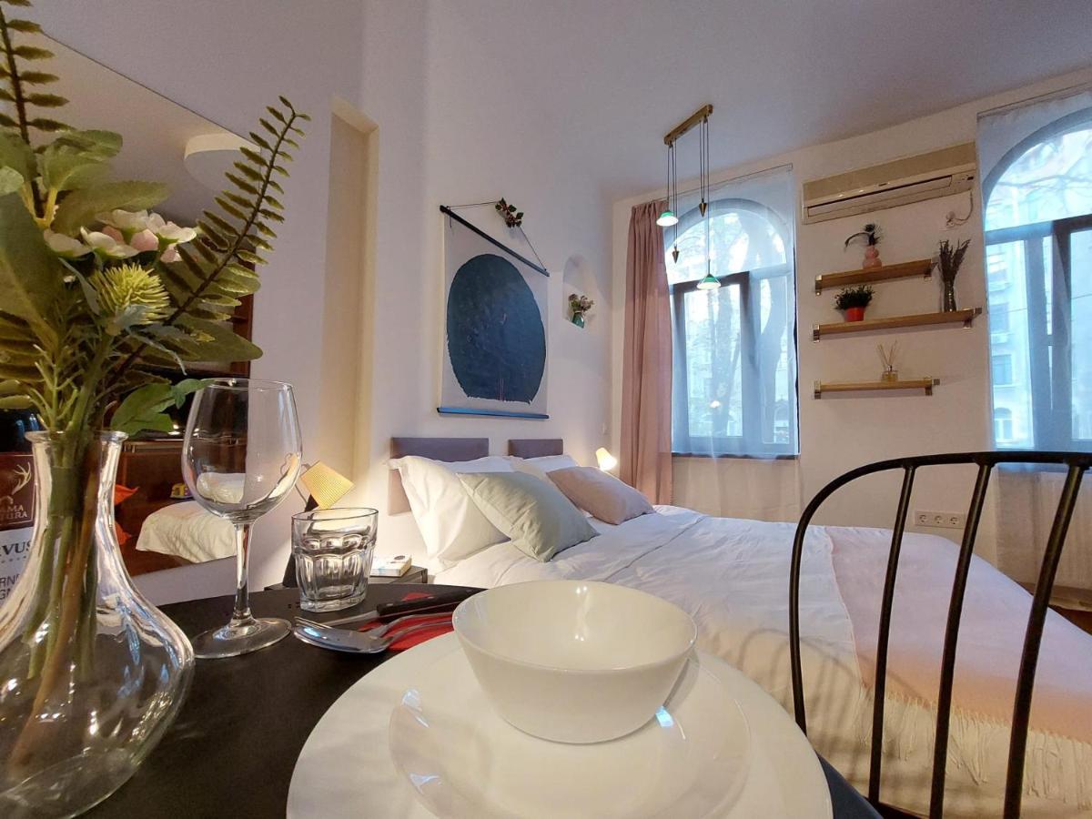 Sweet Dreams Suites Cosy Studio Piata Romana Bucareste Exterior foto