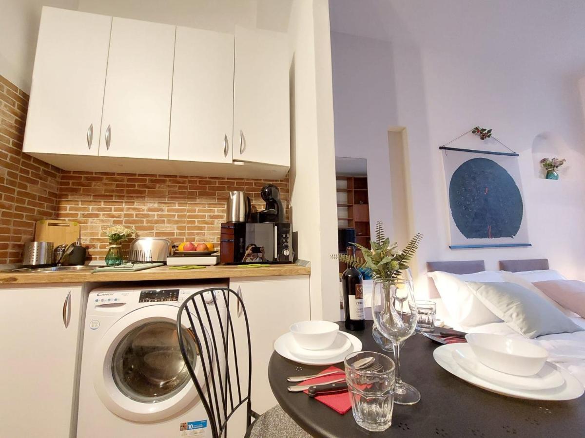 Sweet Dreams Suites Cosy Studio Piata Romana Bucareste Exterior foto