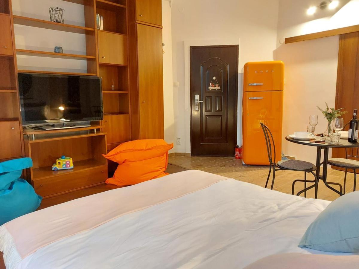 Sweet Dreams Suites Cosy Studio Piata Romana Bucareste Exterior foto