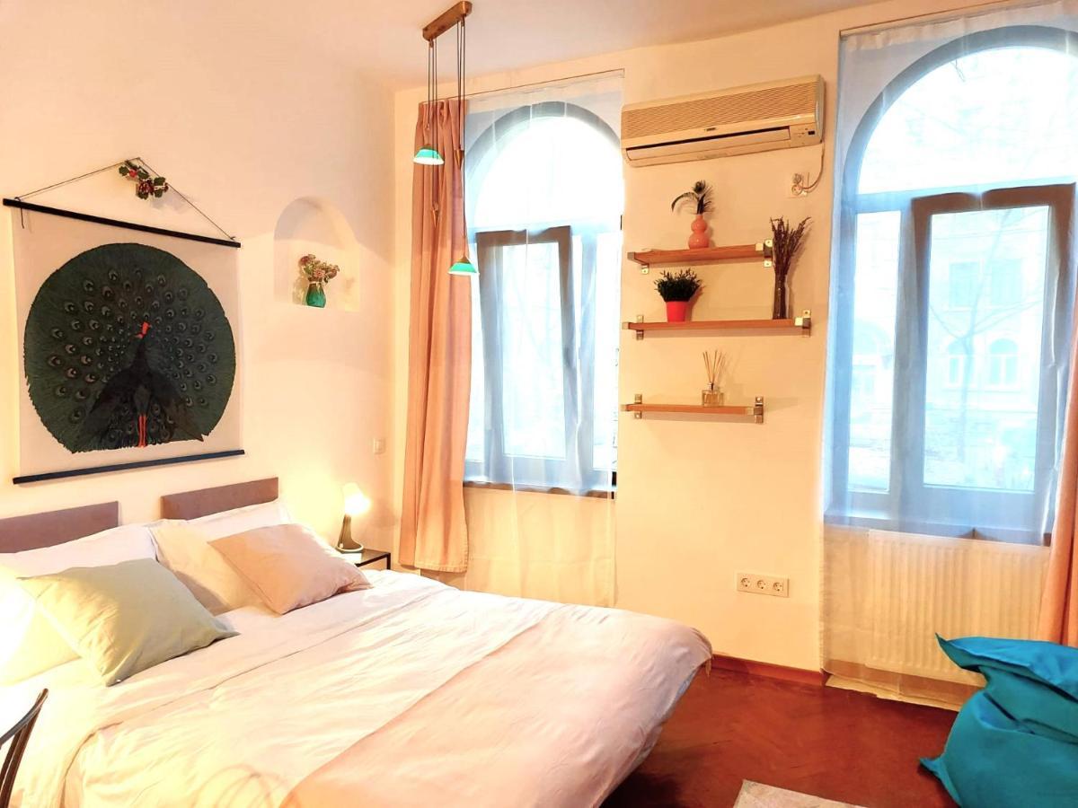 Sweet Dreams Suites Cosy Studio Piata Romana Bucareste Exterior foto